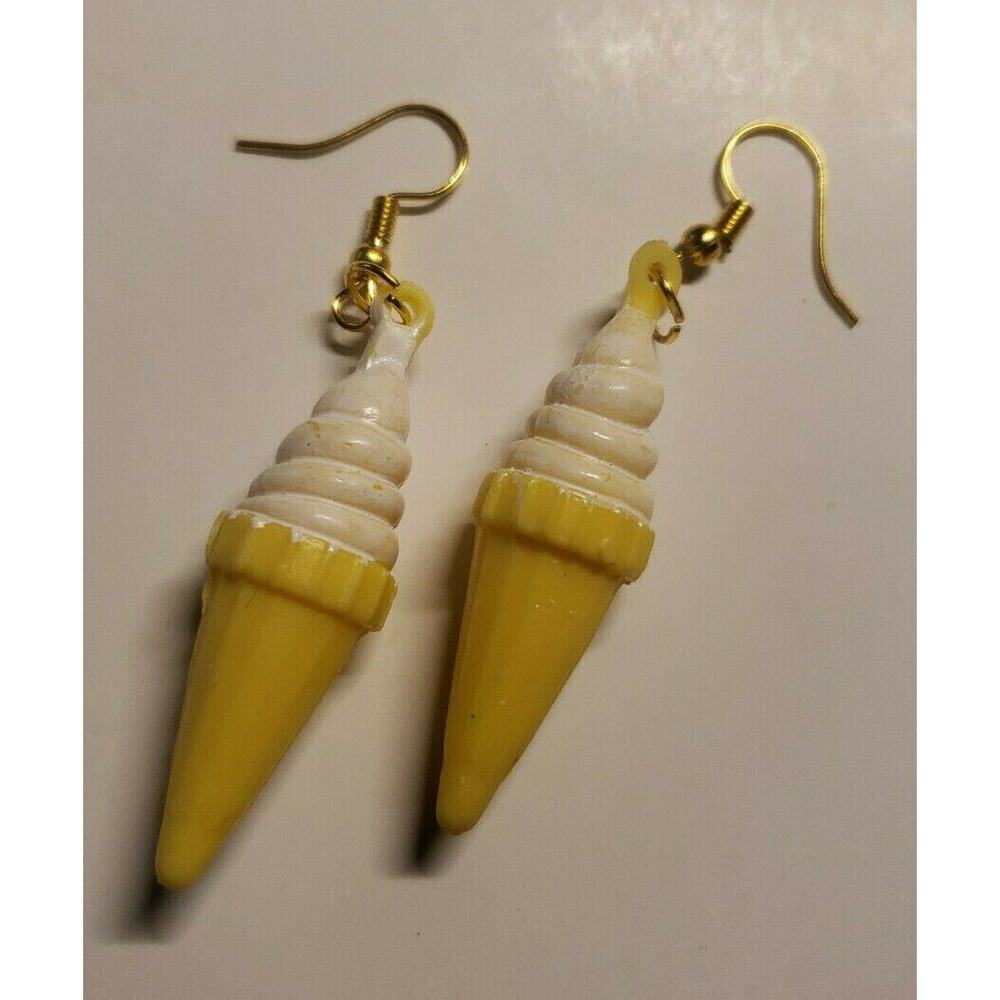 New from Vintage Mini Ice Cream Cones Fun Food Charms Costume Jewelry C3